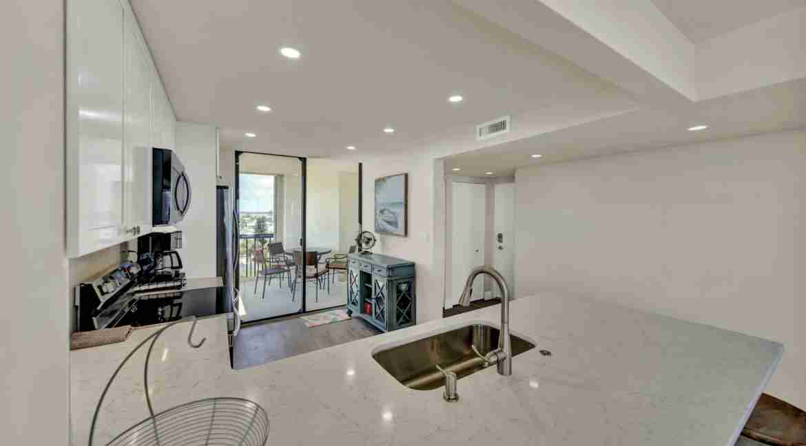 410_Island_Crest-12