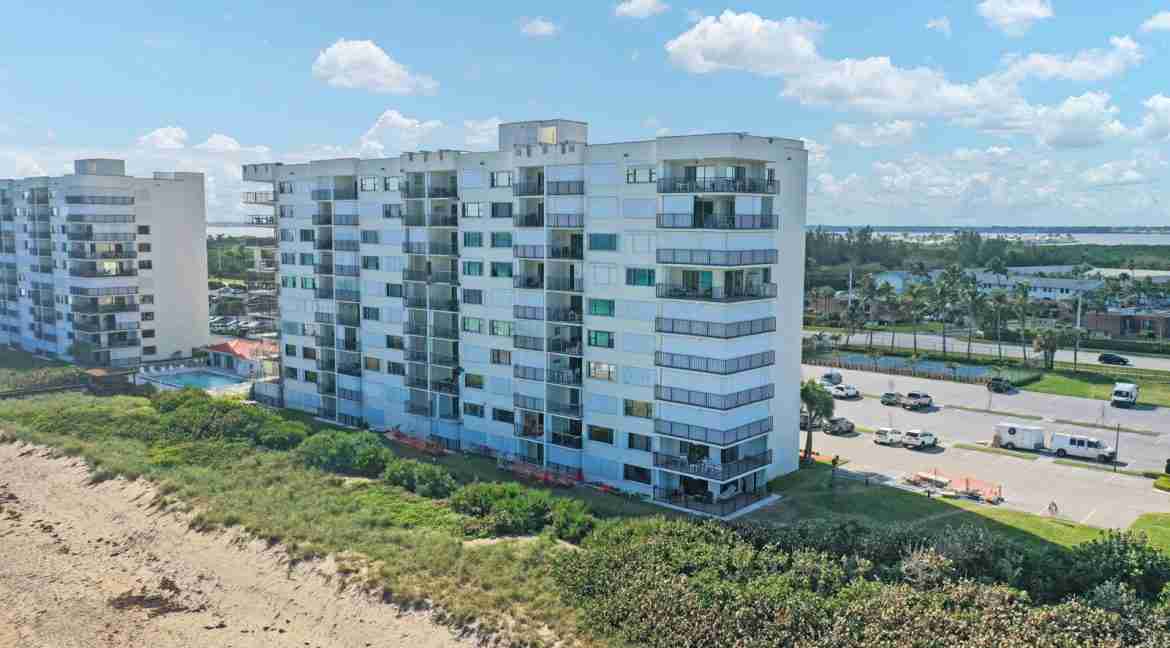 1001B_Ocean_Towers-29