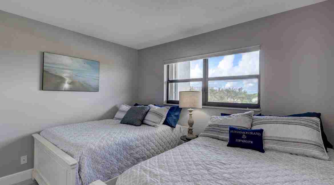 407B_Ocean_Towers-26