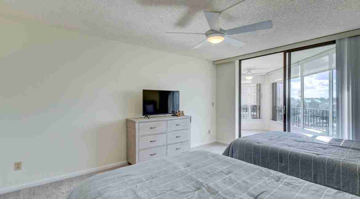 4354_Ocean_Village_Seascape_I-28