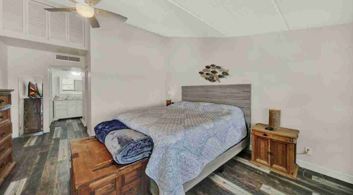 7-204_Anglers_Cove-27