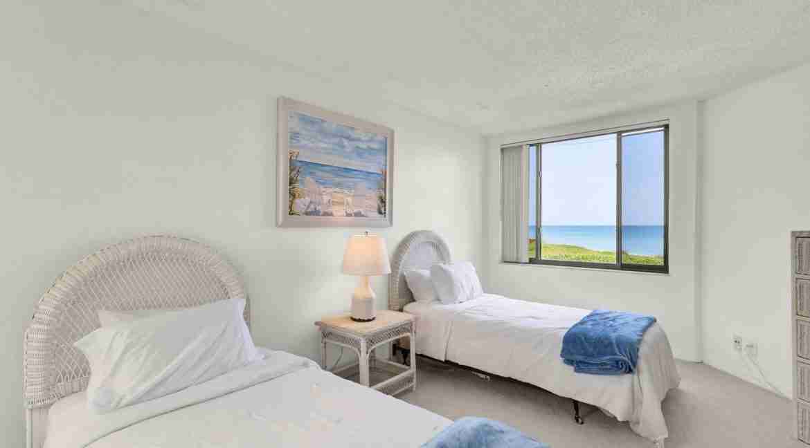 203E_Oceanview-26