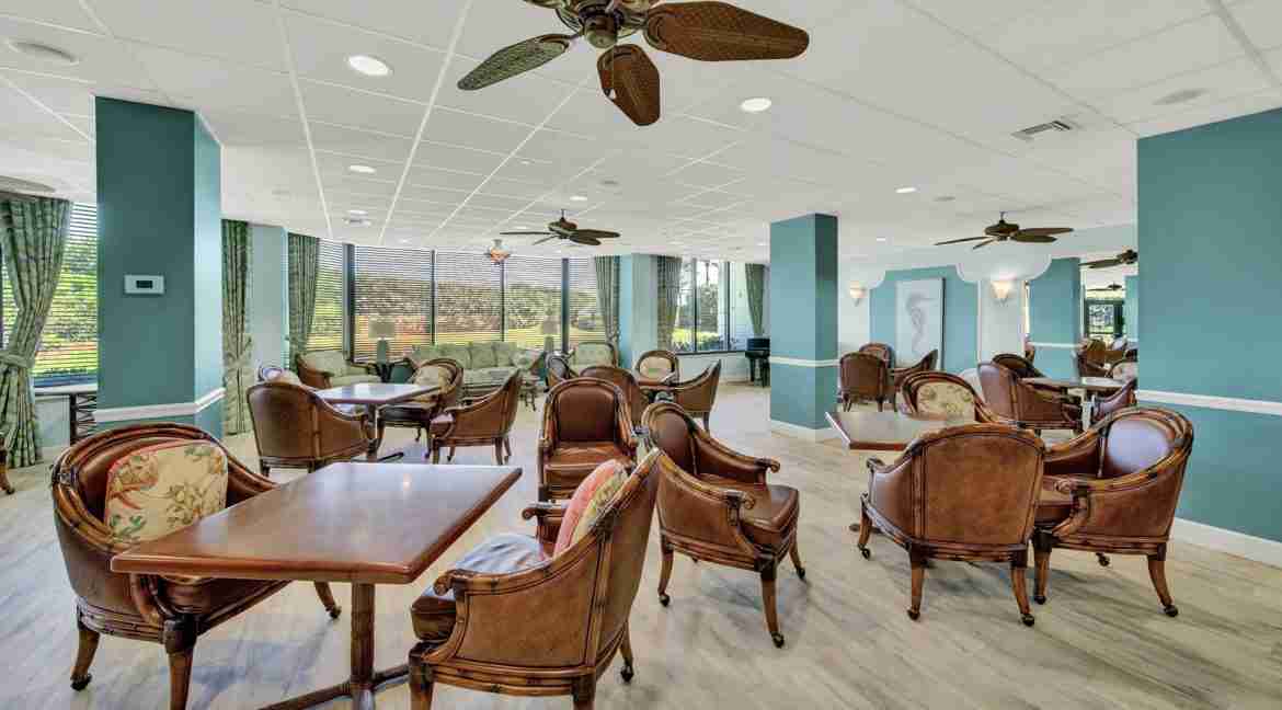 046 - Social Room 5 - Island Dunes I #206