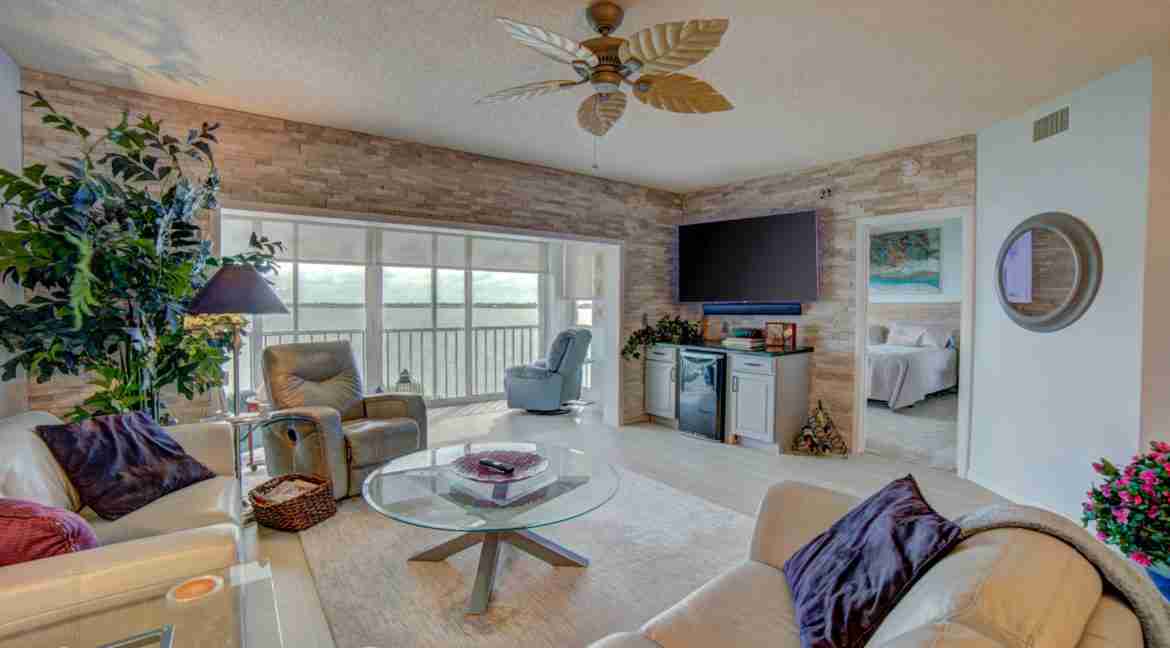 3204_Riverbend-6