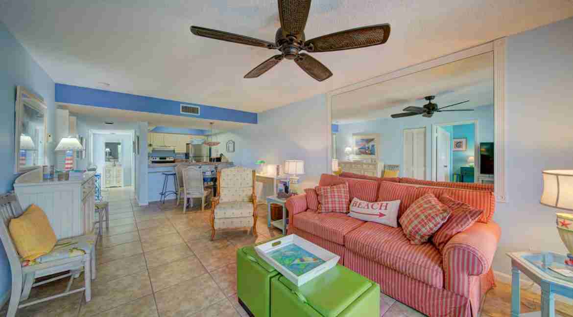 011 - LivingArea 4 - Lakeside #5536