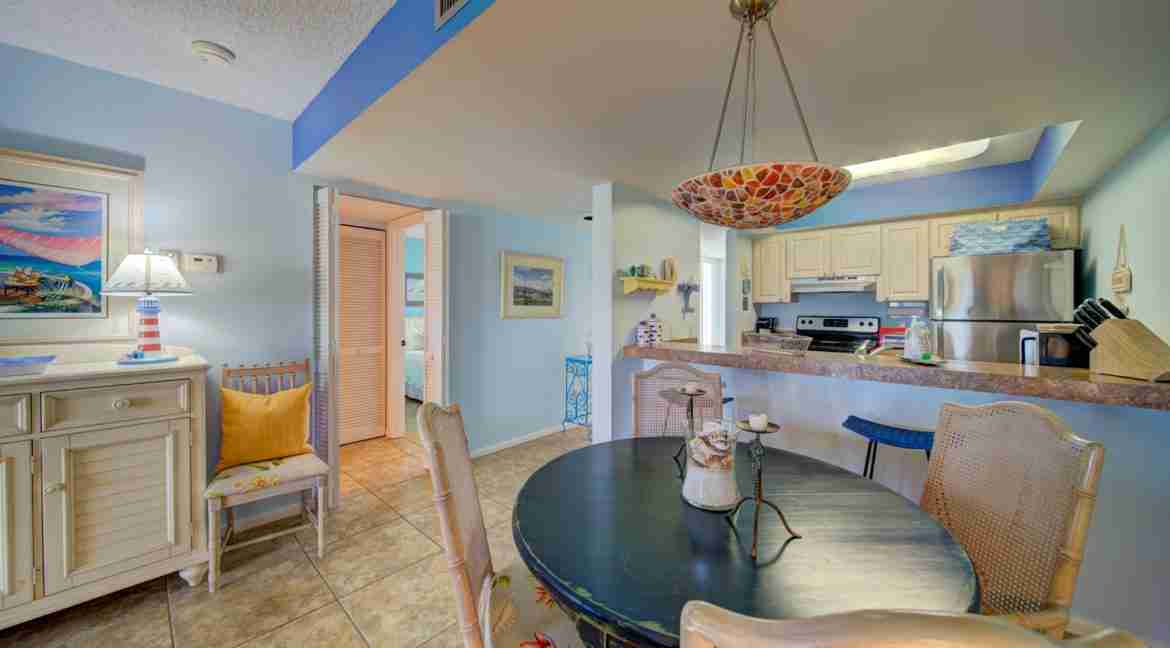 014 - Dining 3 - Lakeside #5536 (1)