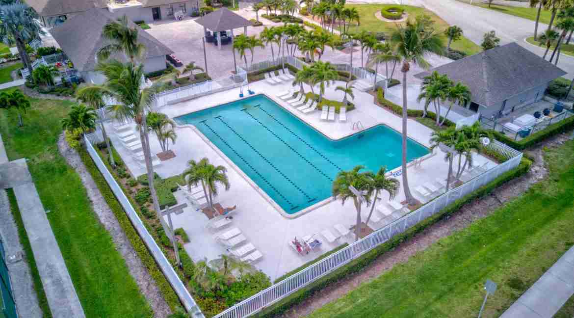 043 - IRP Fitness Center Pool