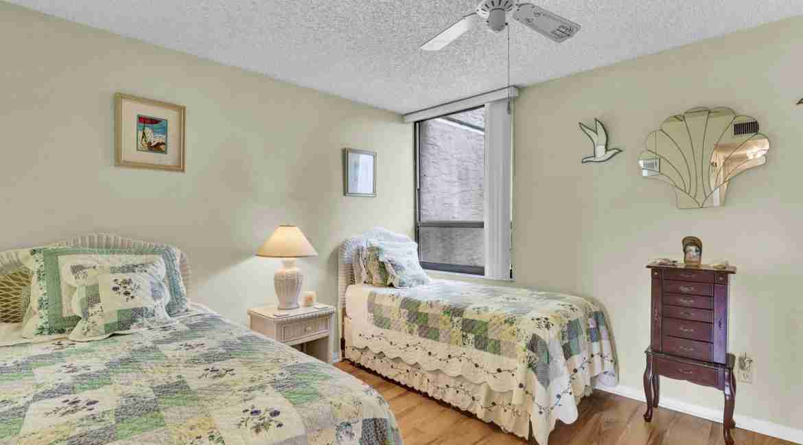 6304_Fairwinds_Cove-23