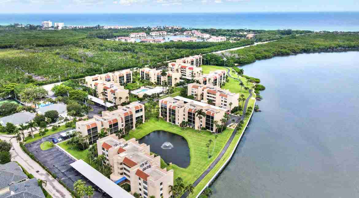 6304_Fairwinds_Cove-8