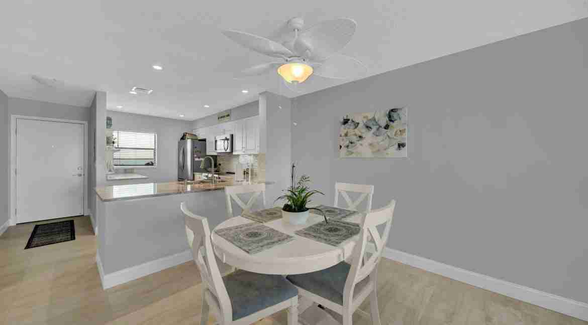 725A_Sand_Dollar_Shores-14