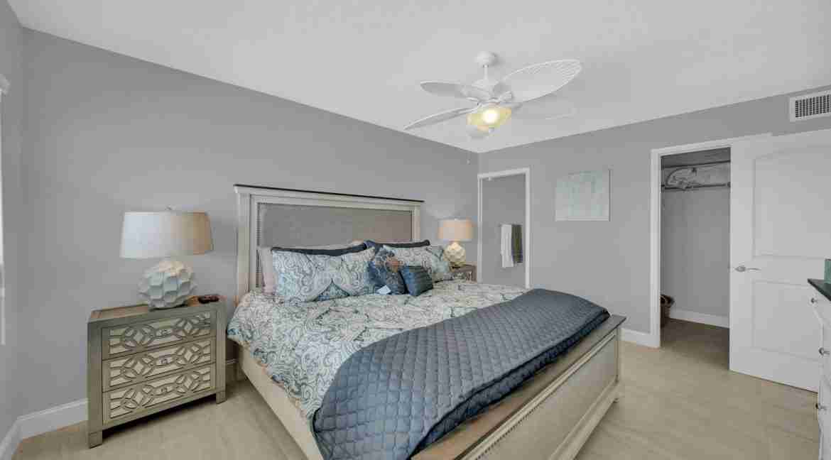 725A_Sand_Dollar_Shores-21