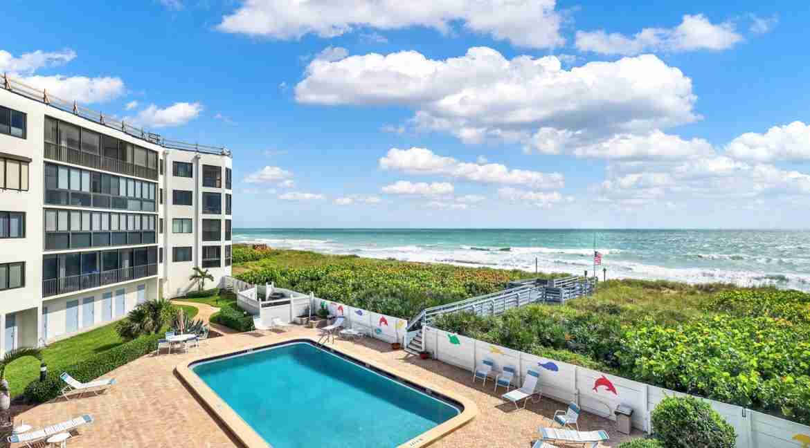 007 - View1 E-202_Ocean_View-25
