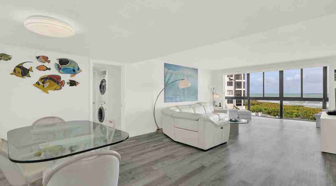 013 - Living Area 5