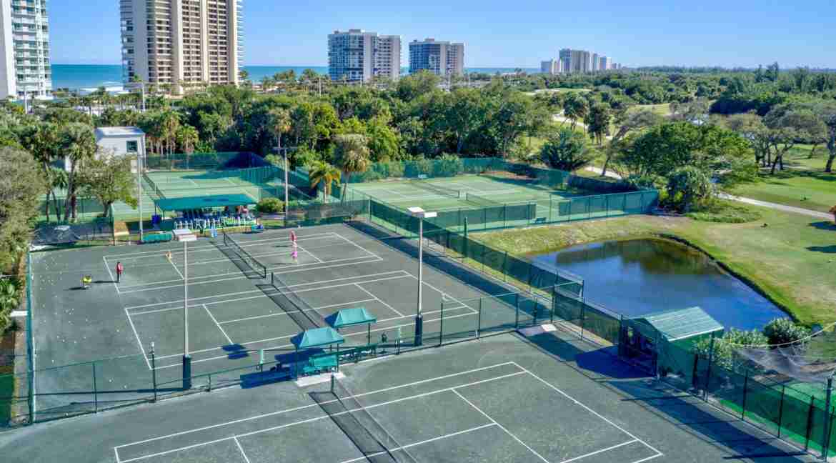 051 - Tennis 1 - Country Club