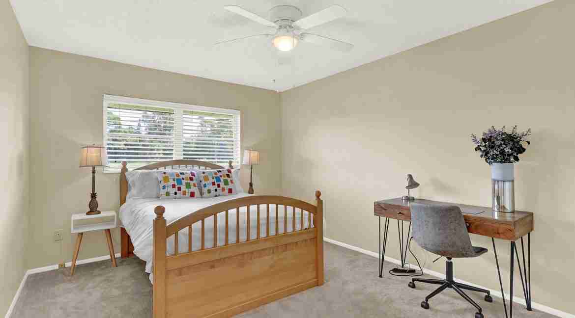 1579_SE_Sunshine_Ave-41