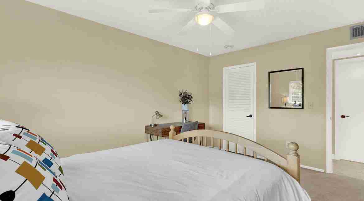 1579_SE_Sunshine_Ave-43