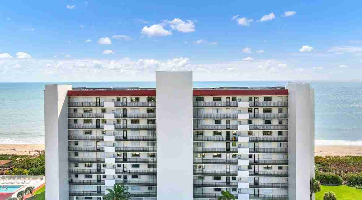 A-114_Ocean_Towers-6