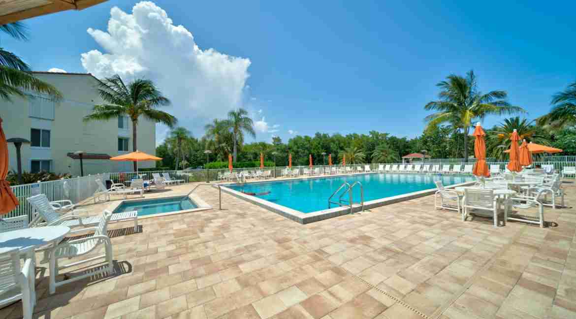 100C3_Jensen_Beach_Club-33