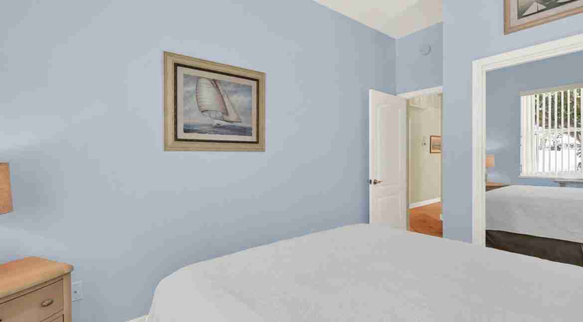 3332_NE_Luna_Terrace-29
