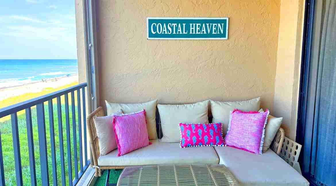 Chic-Miami-Vibe-Patio-Ocean-View-Sectional-Hutchinson-Islandjpg