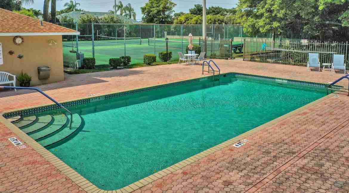 028 - Pool 2 - Fairwinds Cove