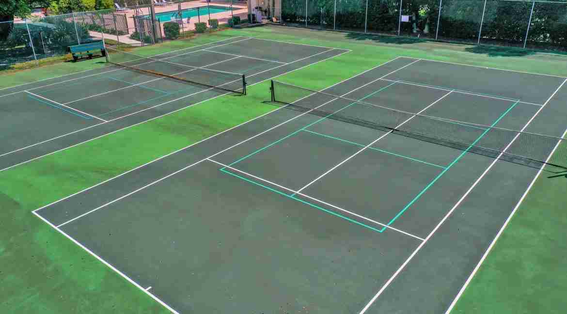 040 - Tennis - Fairwinds Cove