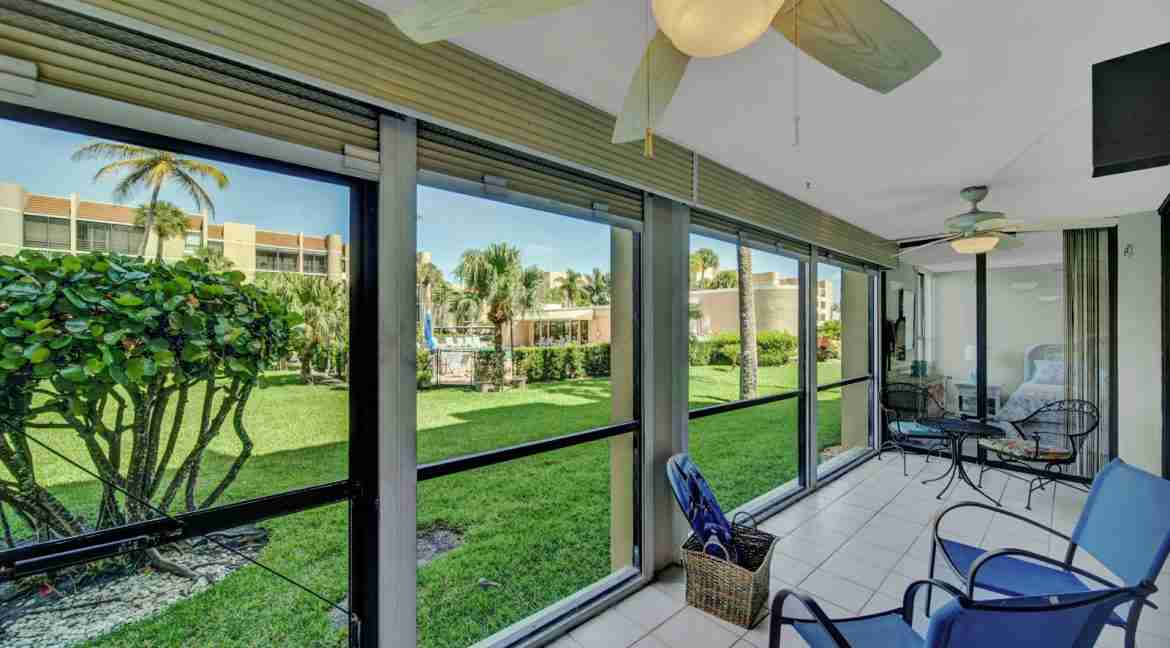 6-102_Fairway_Villas-26