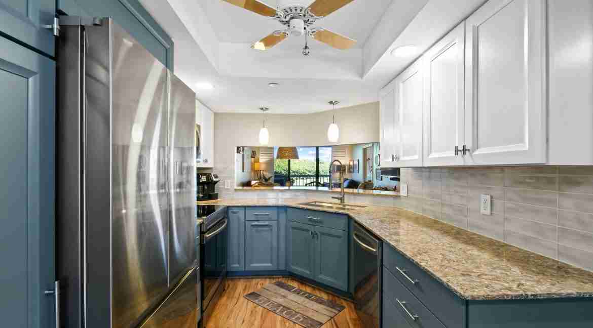 014_-_Kitchen_1