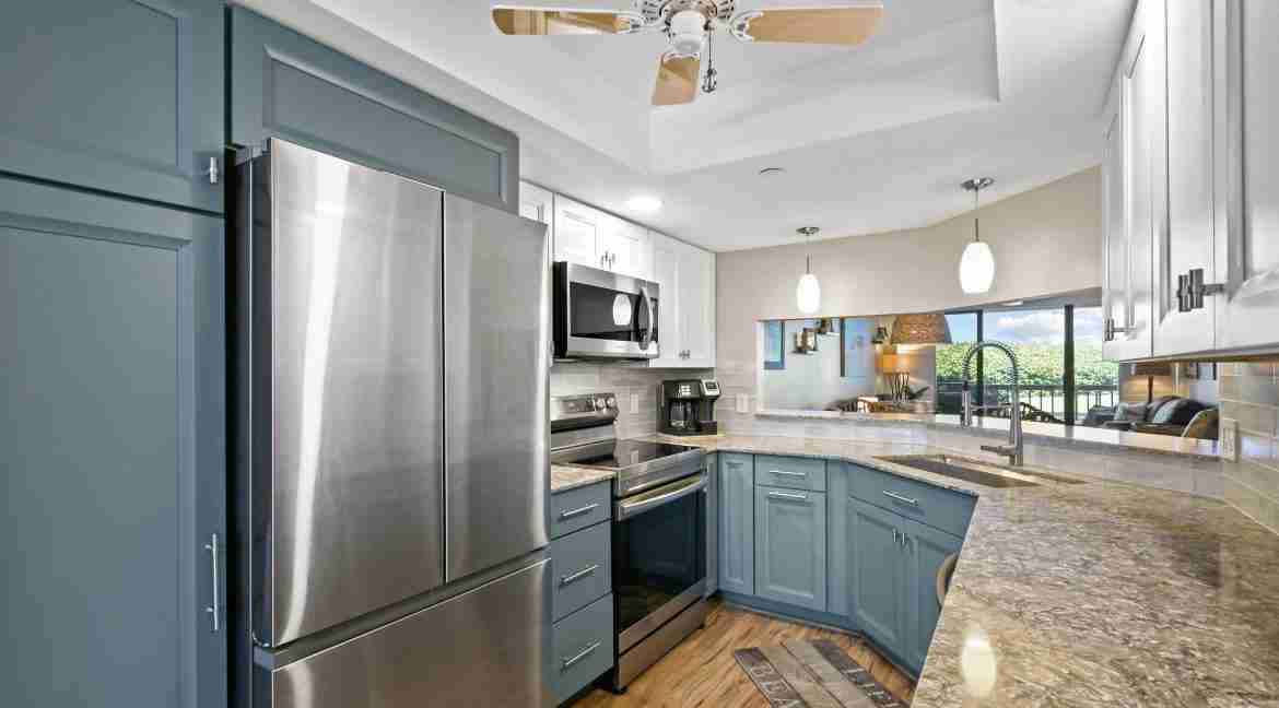 015_-_Kitchen_2