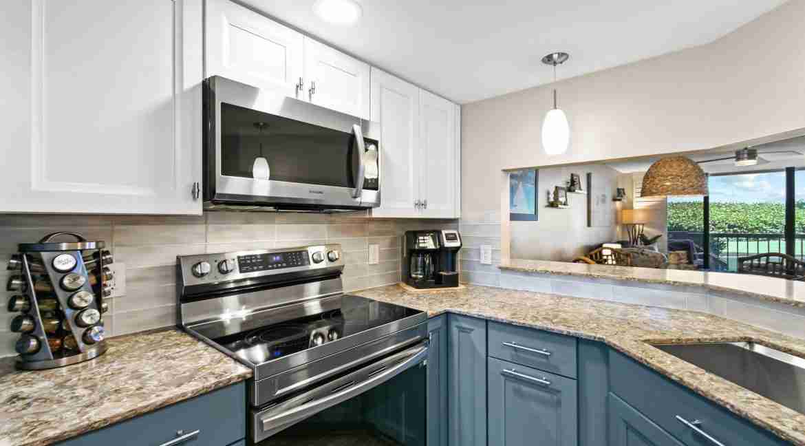 016_-_Kitchen_3