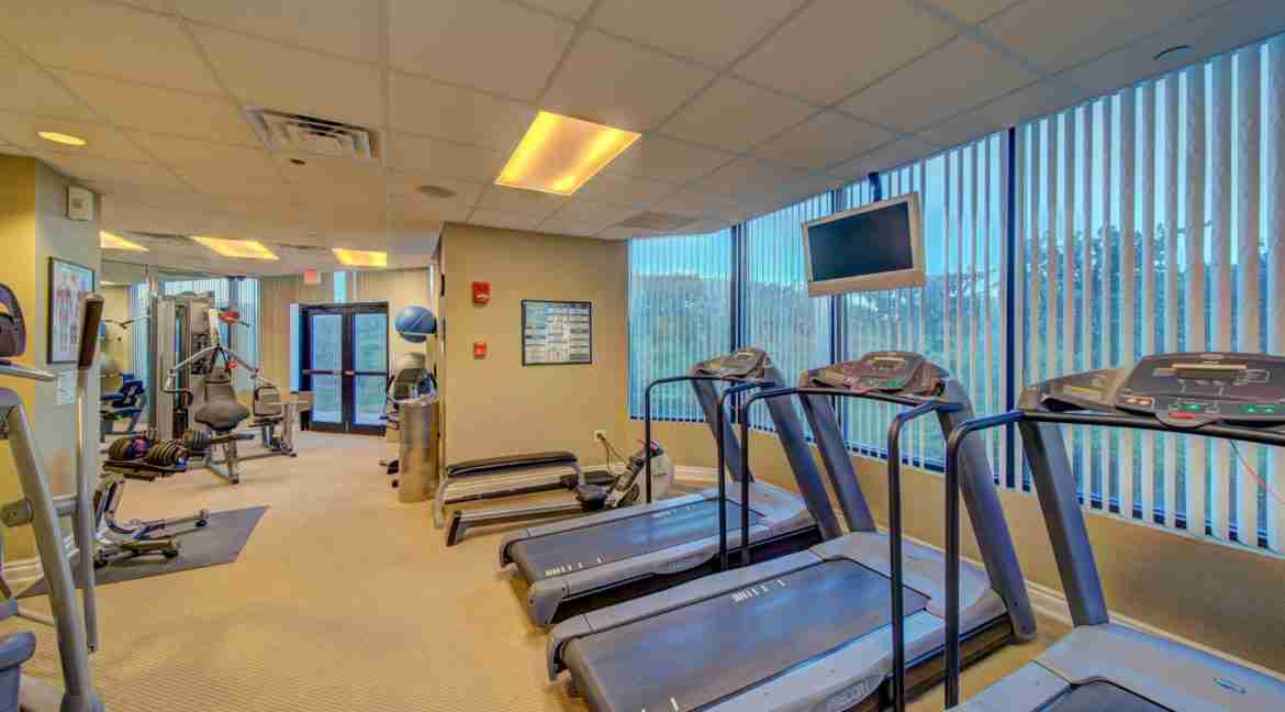 031.7_-_Fitness_Room_-_Island_Dunes_II