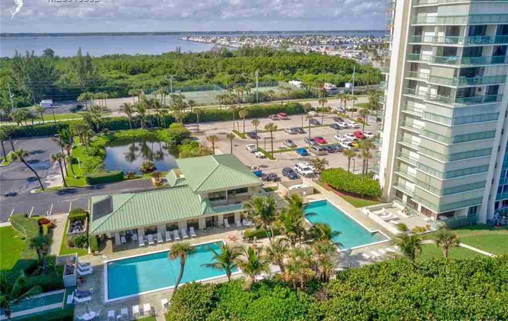 034 - Clubhouse and Pools 1 - Oceana North I and II