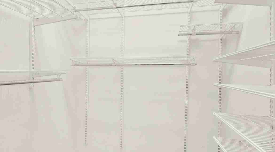 2217_SE_Montrose_Lane-32