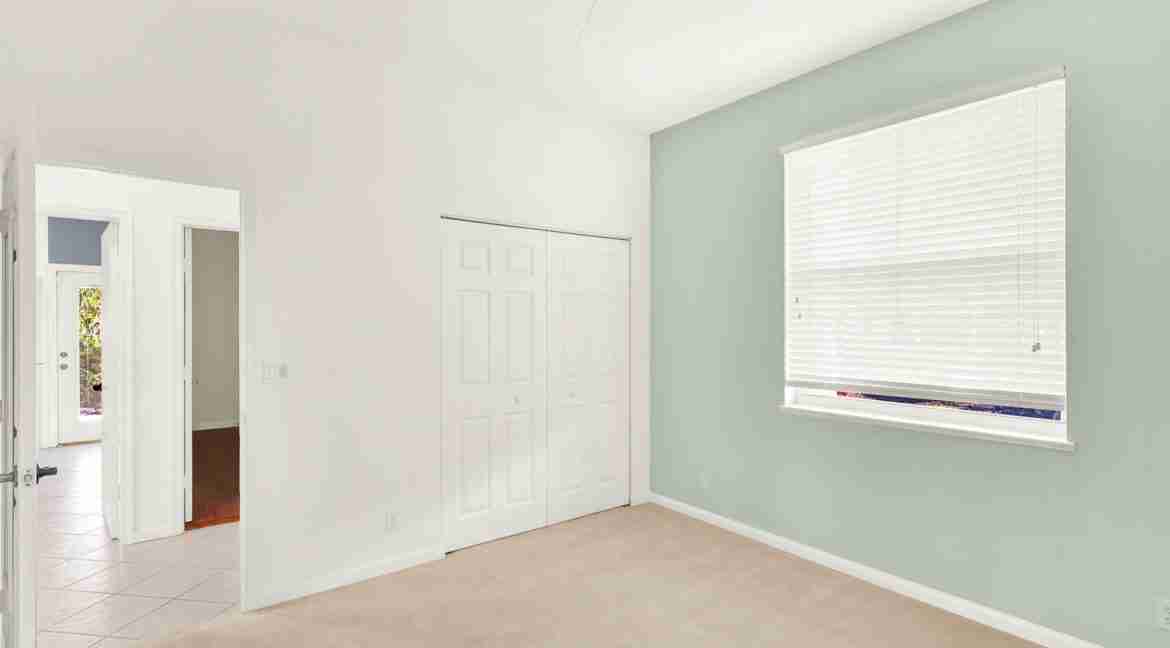 2217_SE_Montrose_Lane-41