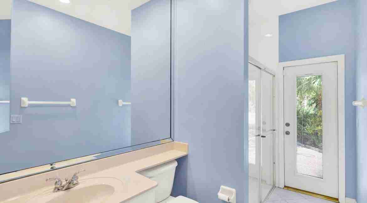 2217_SE_Montrose_Lane-45