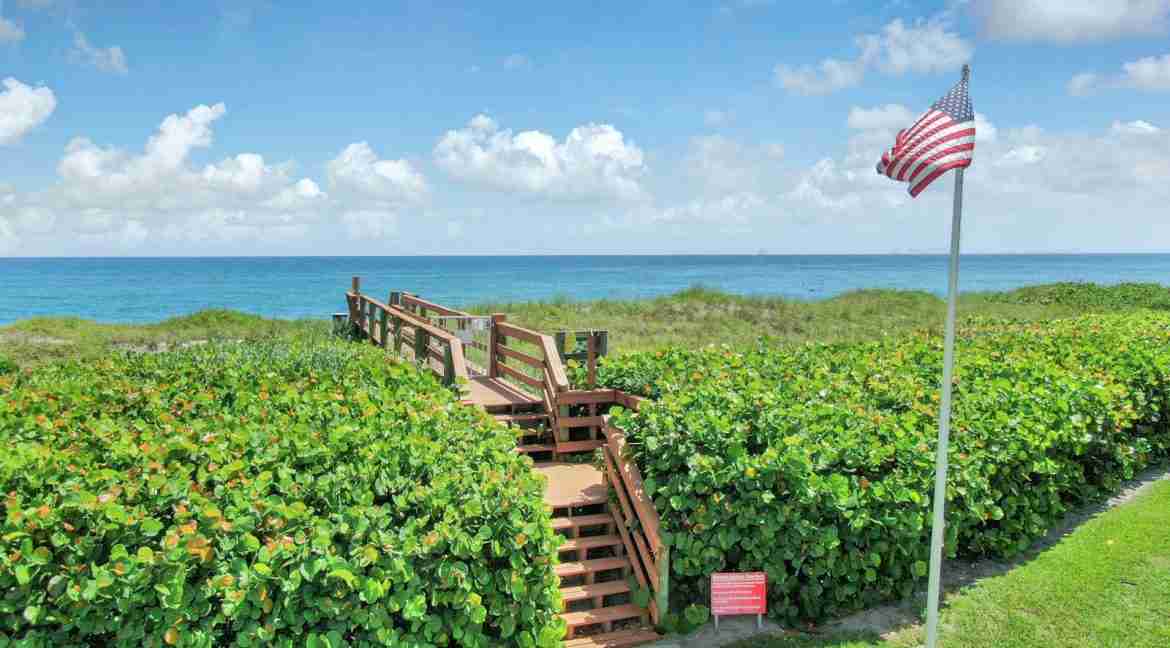 047 - Dune Walk to Beach - Hutchinson House