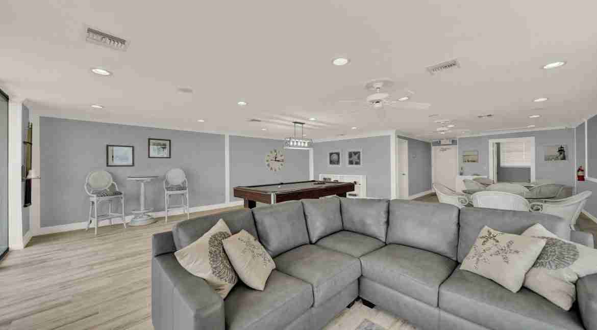 106_Island_Crest-27