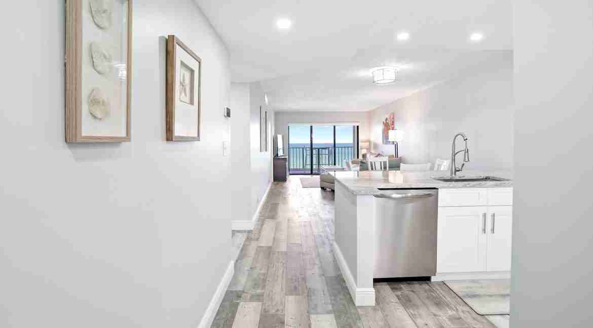 011_-_Living_Area_6
