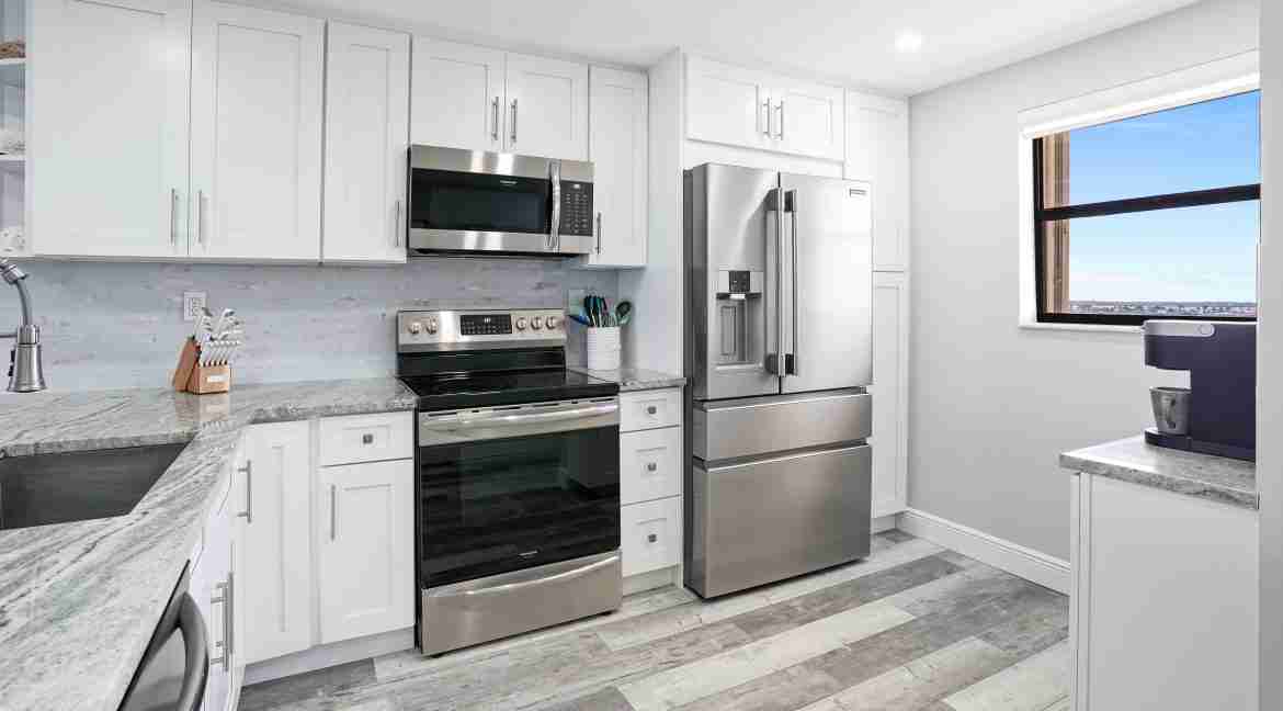 020_-_Kitchen_4
