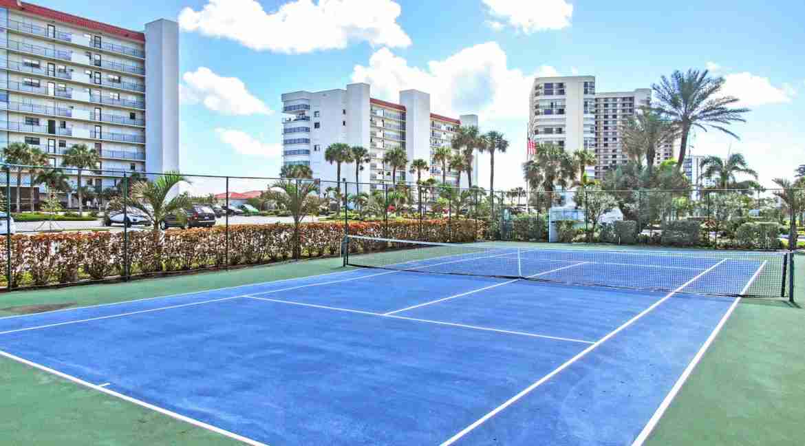 068_-_Tennis_Court_-_Ocean_Towers