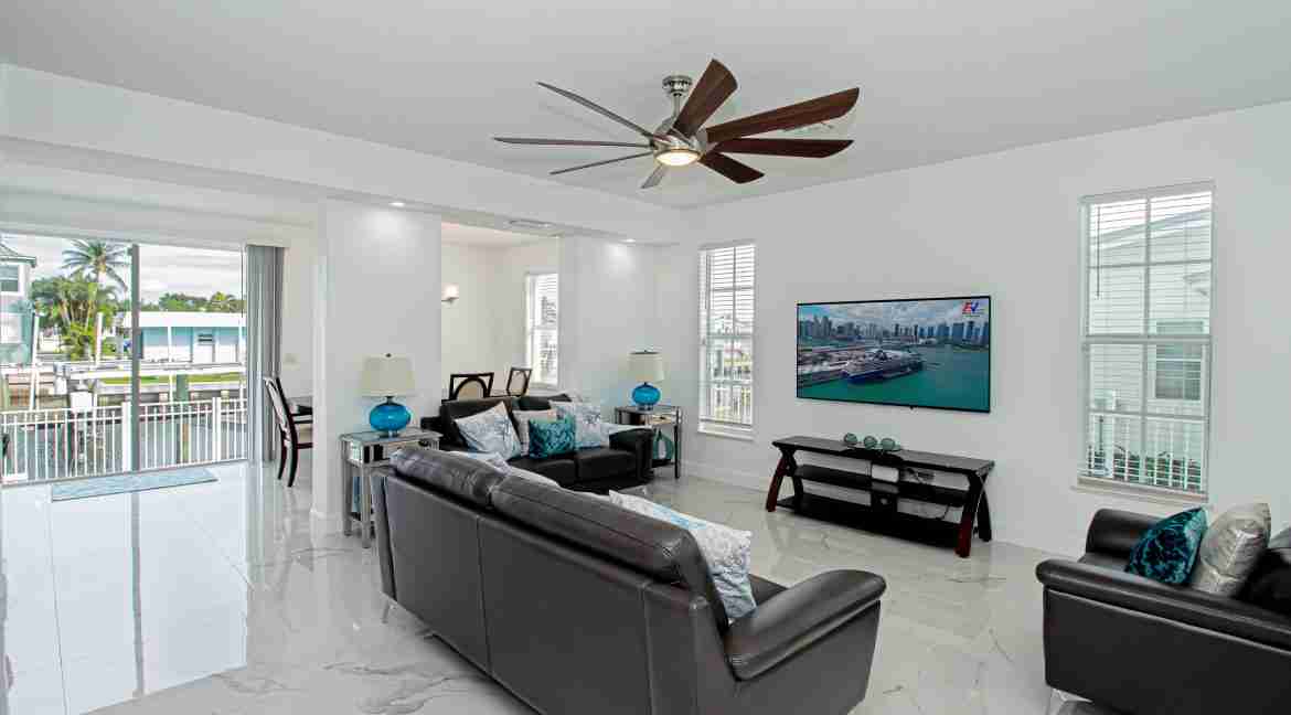 BP_033_94_AQUA_RA_JENSEN_BEACH_FL_34957
