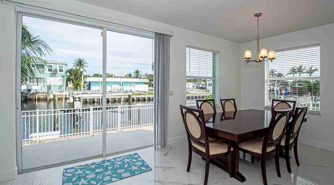 BP_039_94_AQUA_RA_JENSEN_BEACH_FL_34957