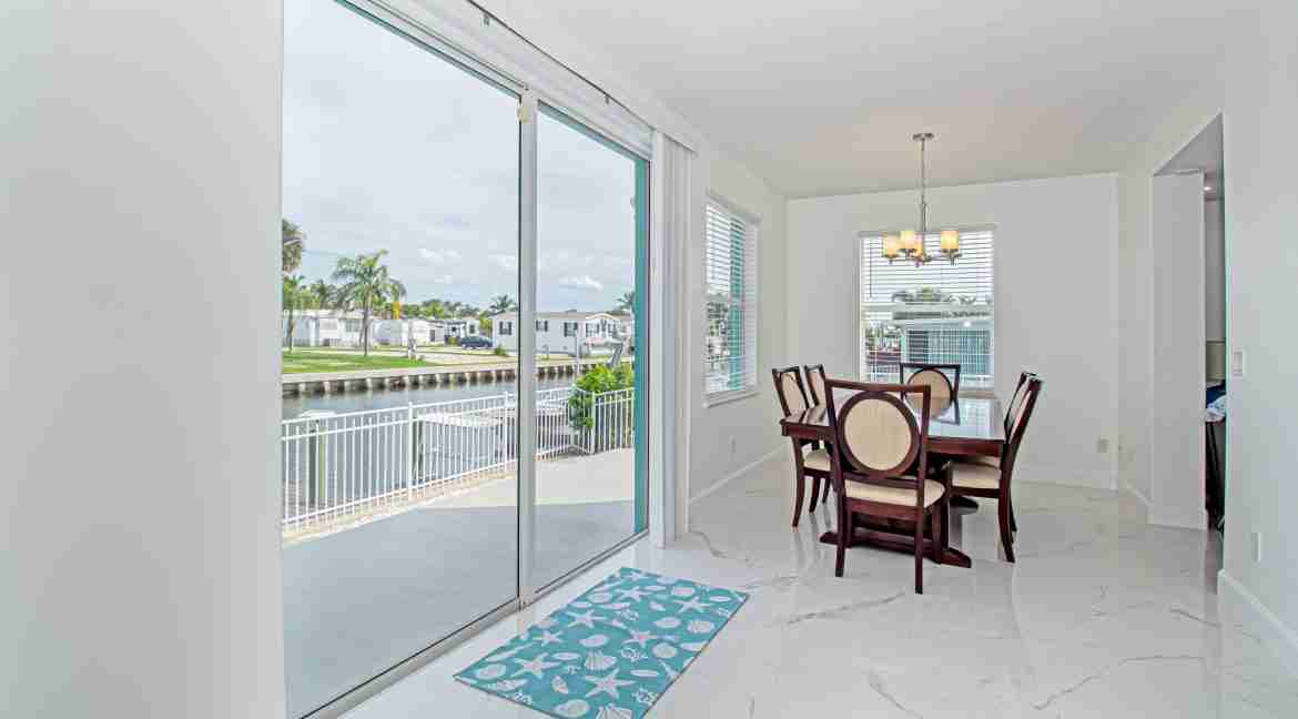 BP_044_94_AQUA_RA_JENSEN_BEACH_FL_34957