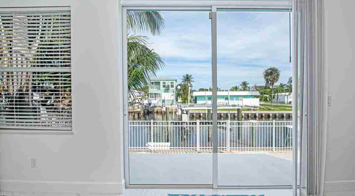 BP_045_94_AQUA_RA_JENSEN_BEACH_FL_34957