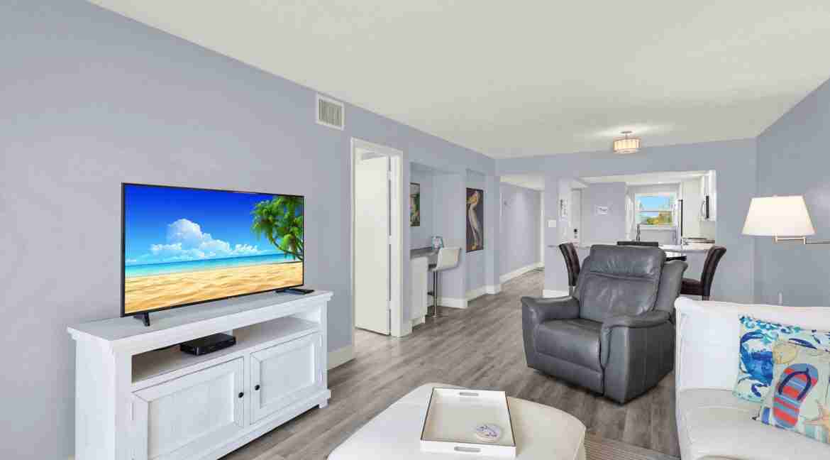 015_-_Living_Area_5
